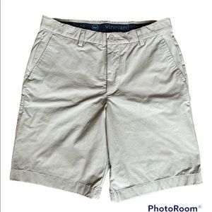 Men’s Vineyard Vines On The Go Khaki Shorts